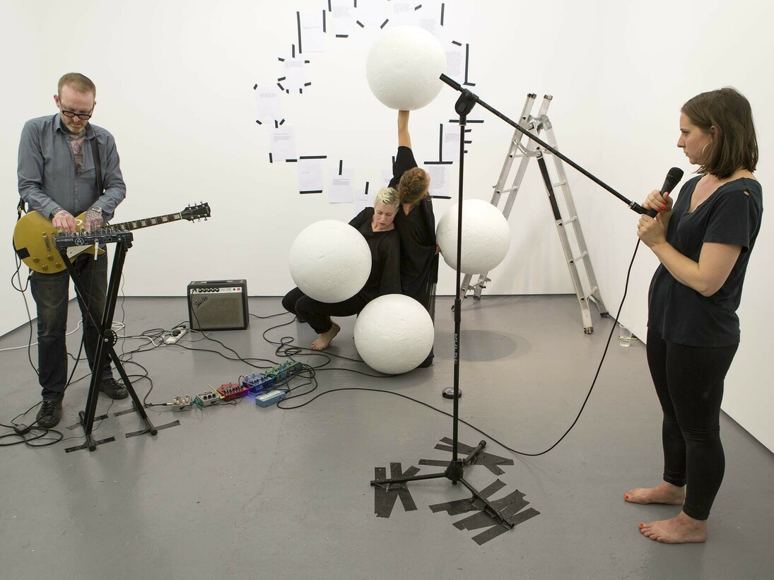 'perFORMa' opening night | Performance by Florence Peake