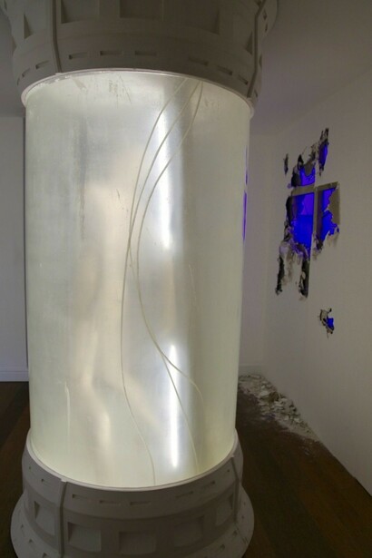 Chris Calderwood, exhibition view. Courtesy of The Residence Gallery