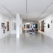Various artists, Best of graduates 2026, exhibition view. Courtesy of Galerie Ron Mandos