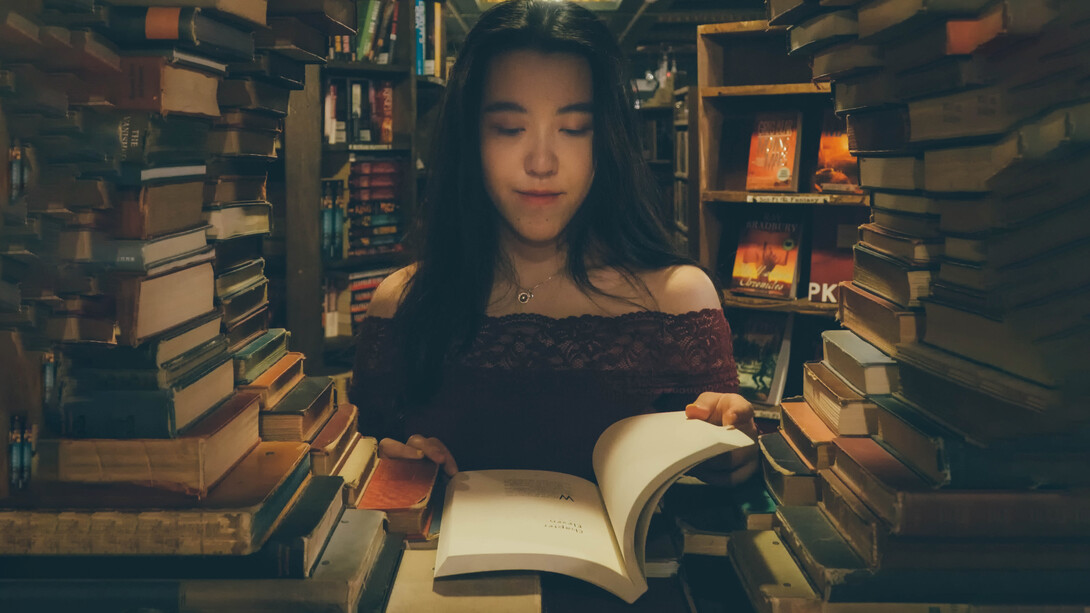 Libri. Sempre più giovani si avvicinano alla lettura, questo è un dato di fatto. Molte sono le manifestazioni e gli eventi che li vedono protagonisti