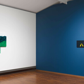 Mary Heilmann, vista della mostra. Per gentile concessione della Galleria d'Arte Moderna