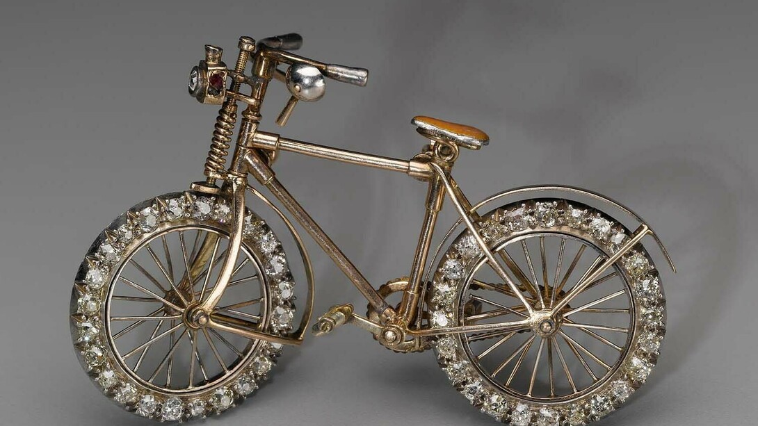 Jewelry. Courtesy of MFA