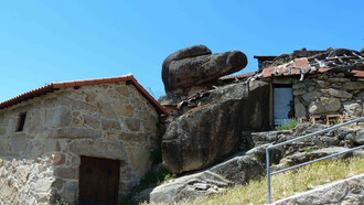 Land art en Pitões das Júnias 