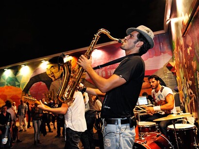 Miami. Actuación en directo en el Art District