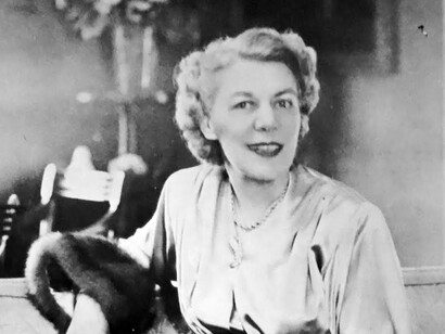 Marjorie Hillis fue una autora estadounidense de libros populares de no ficción para mujeres en la década de 1930
