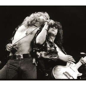 Led Zeppelin, Jimmy Page and Robert Plant, May 1975 © Michael Putland, Courtesy of Proud Galleries