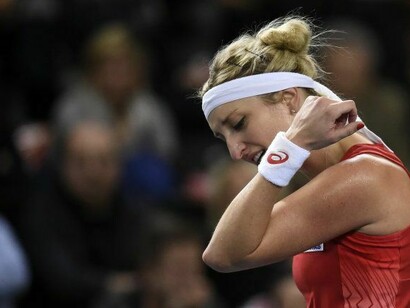 La anécdota de la eliminatoria de Ginebra: a la suiza Timea Bacsinszky le picó una avispa en pleno partido