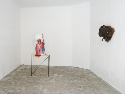 Peter Buggenhout, Regarder à travers, exhibition view. Courtesy of Galerie Laurent Godin