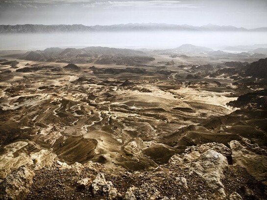 Neil Folberg, Timna Valley 2011, 2013, Archival Pigment Print, 29 9/10 × 36 1/5 in, 76 × 92 cm

