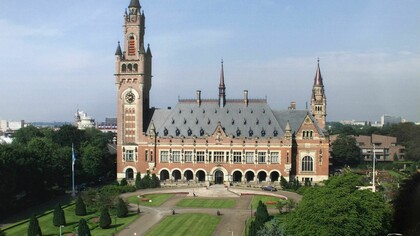 El Palacio de la Paz, sede de la Cour internationale de Justice en La Haya, Países Bajos, 2006