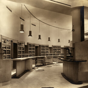 Joseph Emberton, The outfitting department at Simpson (Piccadilly) Ltd., 1936. Joseph Emberton Archive, University of Brighton Design Archives
