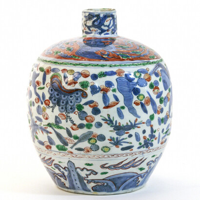 Born in Yokohama. Courtesy of Museum für Angewandte Kunst