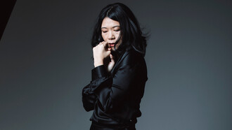 Il était parfait, tellement parfait que je me suis persuadée qu’il devait être l’homme envoyé par Dieu pour m’aimer à jamais.  
Photo par Aura Constantin