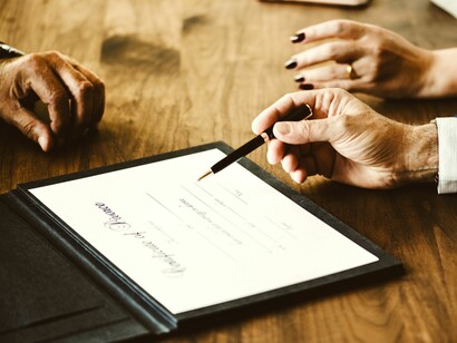 Mi reino por firmar un (buen) contrato