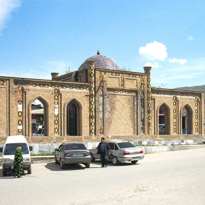 A building resembling a mosque on Navoiy Street, Urgut, Samarkand Region, Uzbekistan
