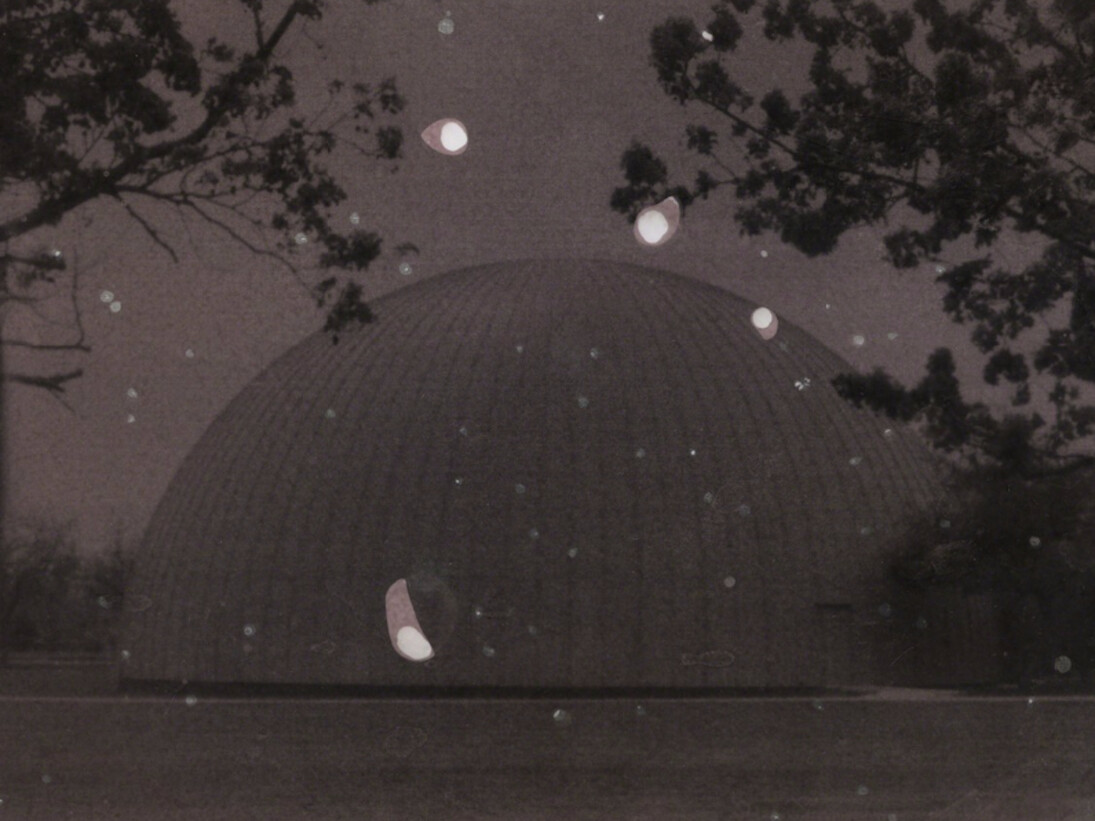 Matthew Brandt, Planetarium 001, 2016. Courtesy of Yossi Milo Gallery