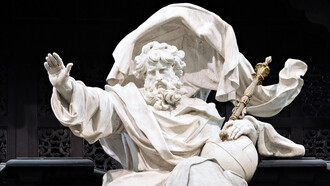 El principio fundamental es que el ser humano no requiere de la creencia exclusiva en una divinidad que premie o castigue