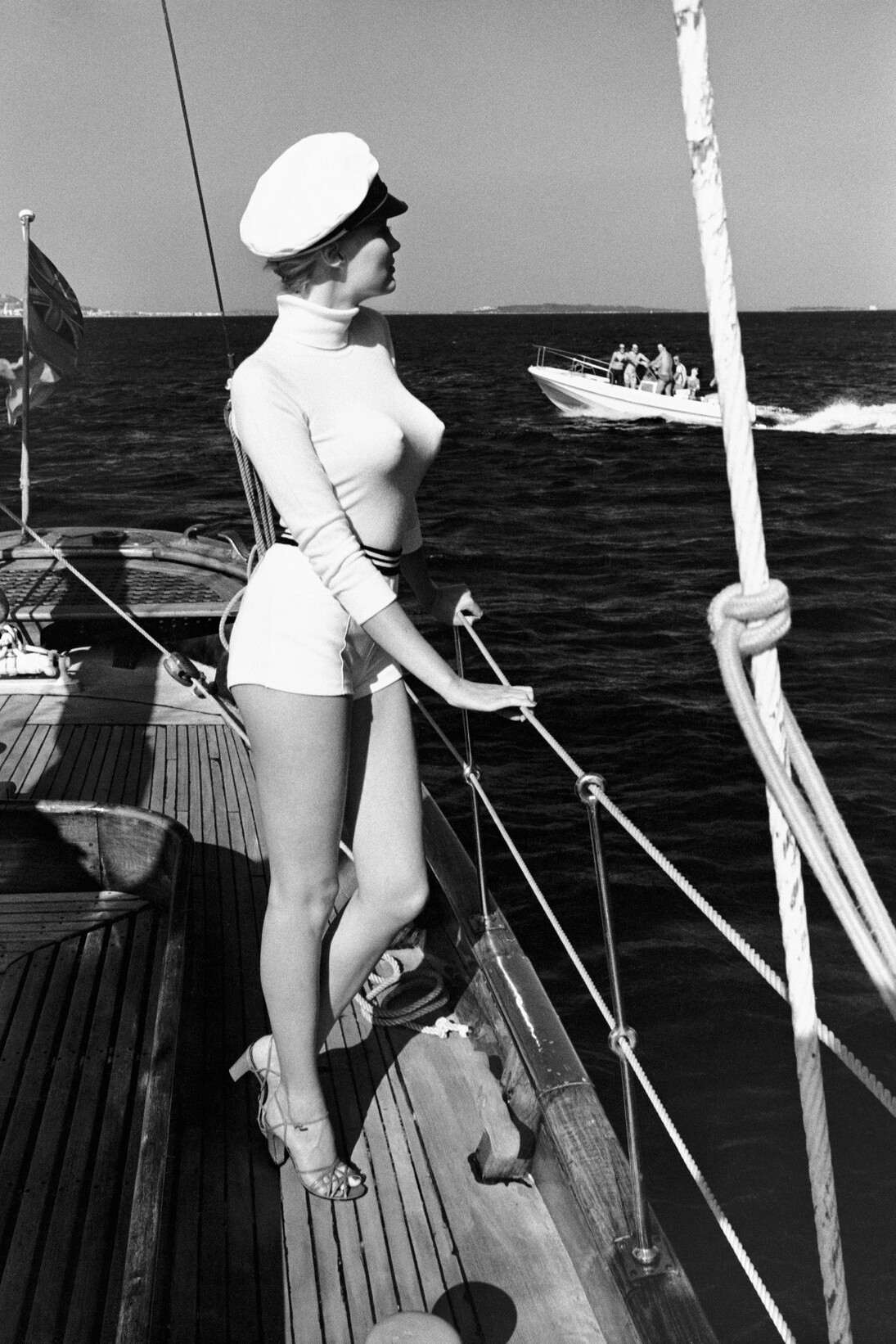 Helmut Newton, Winnie of the coast of Cannes, 1975