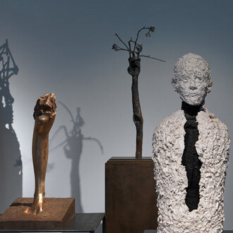 Aron Demetz. Courtesy of Doris Ghetta