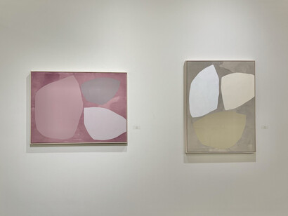 Mia Farrington, Procession, exhbition view. Courtesy of Winston Wächter Fine Art