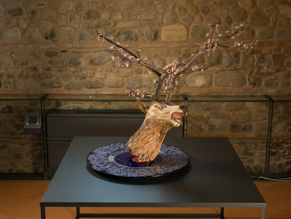 “Dove Come Quando”, 2014, ceramica policroma, cm. h. 122 x 157 x 130