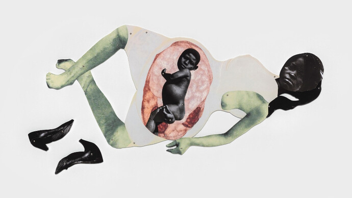 Frida Orupabo, Baby in belly, 2020. Avec l'aimable autorisation de la Collezione Sandra e Giancarlo Bonollo. © Frida Orupabo. Crédit photo avec l'aimable autorisation de l'artiste, Stevenson Cape Town | Amsterdam ; photographie de Mario Todeschini