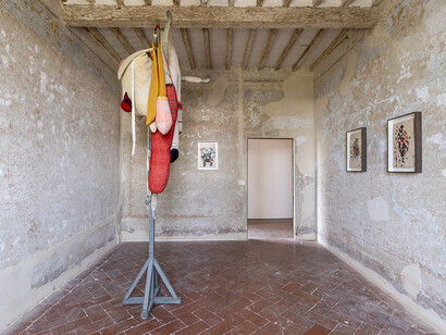 Berlinde De Bruyckere, Same old, same old, veduta dell’esposizione. Cortesia della Galleria Continua
