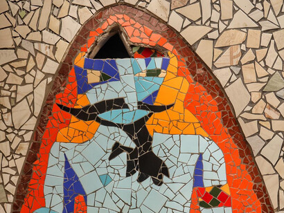 A idealização da casa é do inglês Bob Nadkarni, correspondente aposentado da BBC e que em viagem ao Brasil, encantou-se pelo Rio de Janeiro