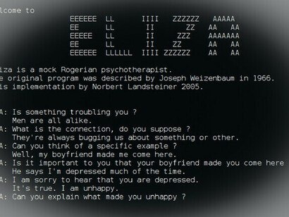 Eliza. Ce fut le premier chatbot, un petit logiciel permettant de simuler pour la première fois une conversation avec une voix humaine, qui a été mis au point en 1966 