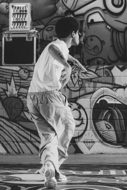 O Brasil exerce forte influência cultural no Paraguai, Uruguai e Argentina, unindo a América do Sul pela arte e tradição