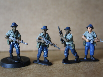 Toy police with guns