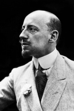 Gabriele D'Annunzio, scrittore italiano, fautore dell'impresa di Fiume