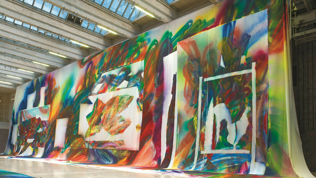 Katharina Grosse: Wunderbild, 2018, National Gallery in Prague, acrylic on fabric © Katharina Grosse and VG Bild-Kunst Bonn; commissioned by National Gallery in Prague; courtesy of Galerie nächst St. Stephan; Gagosian and König Gallery
