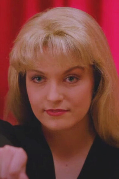 Laura Palmer, played by Sheryl Lee, one of the central female characters in Twin Peaks