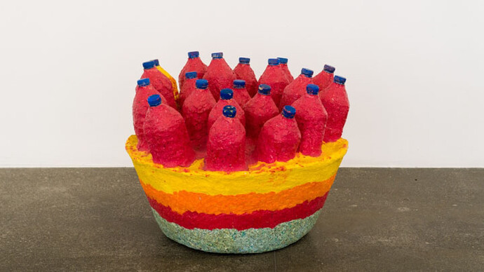 Mohamed Ahmed Ibrahim
Fruit basket
2010
Plastic bottles, papier-mâché
18 x 23.5 x 23 in.
