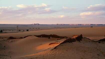 Il Festival Internazionale del Turismo Sahariano è un evento dedicato alla valorizzazione della cultura, delle tradizioni e dei paesaggi del deserto. Nella foto il deserto del Sahara in Algeria