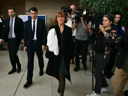 Gisèle Pelicot.
L'analyse de l'ordinateur personnel de Dominique Pelicot a révélé un fichier intitulé « Abus »