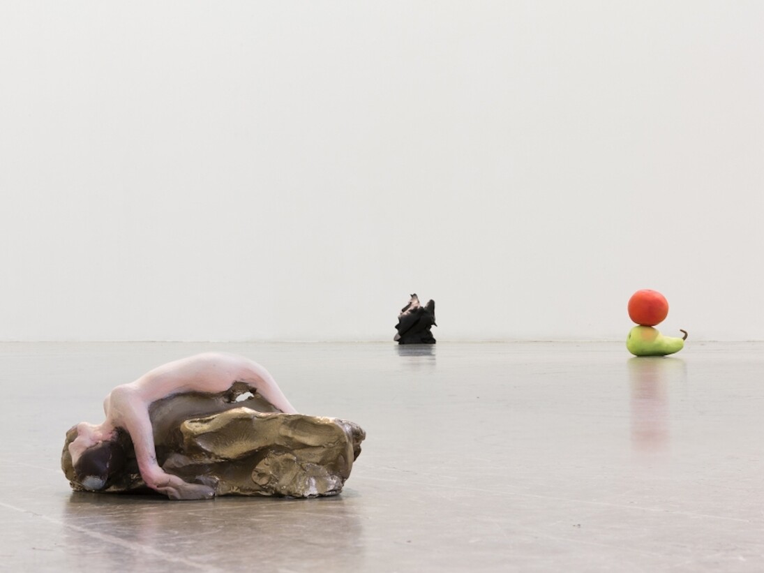 Urs Fischer, Exhibition view. Courtesy of Massimo De Carlo