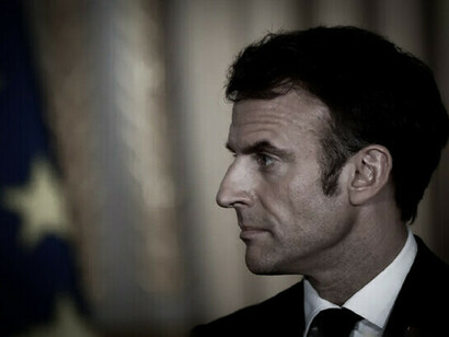 Emmanuel Macron, Président de la république française. Macron qui, selon son habitude, s’est révélé être l’hôte parfait qu’il sait être sans aucun doute 