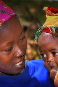 Etiopia – Donna Borana con bambino