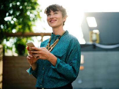 Qué bello es vivir... con un móvil en las manos
