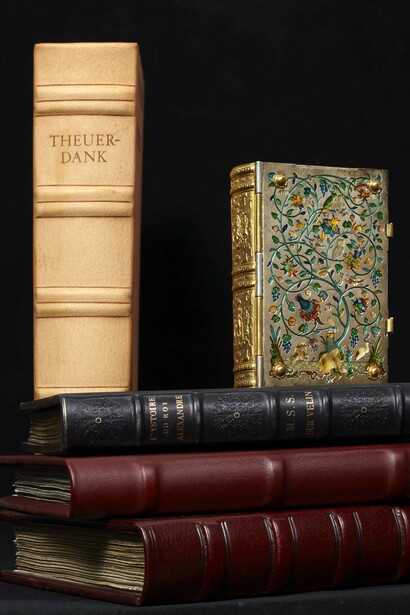 Faksimile-Editionen mit goldgeprägten Ledereinband