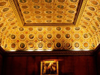 Red Drawing Room Ceiling