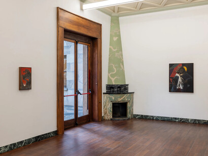 Pietro Roccasalva, Io ti saluto, luce, ma con nervi offesi, exhibition view. Courtesy of Massimo De Carlo Gallery