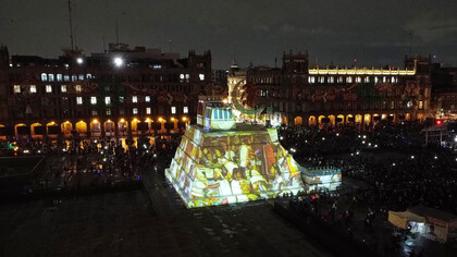 Vista aérea de la recreación del Templo Mayor en el Zócalo de la Ciudad de México