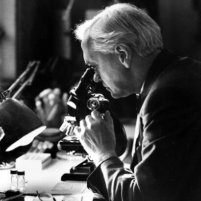 Alexander Fleming recibió en 1945 el Premio Nobel de Medicina