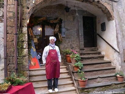 A cook in Calcata