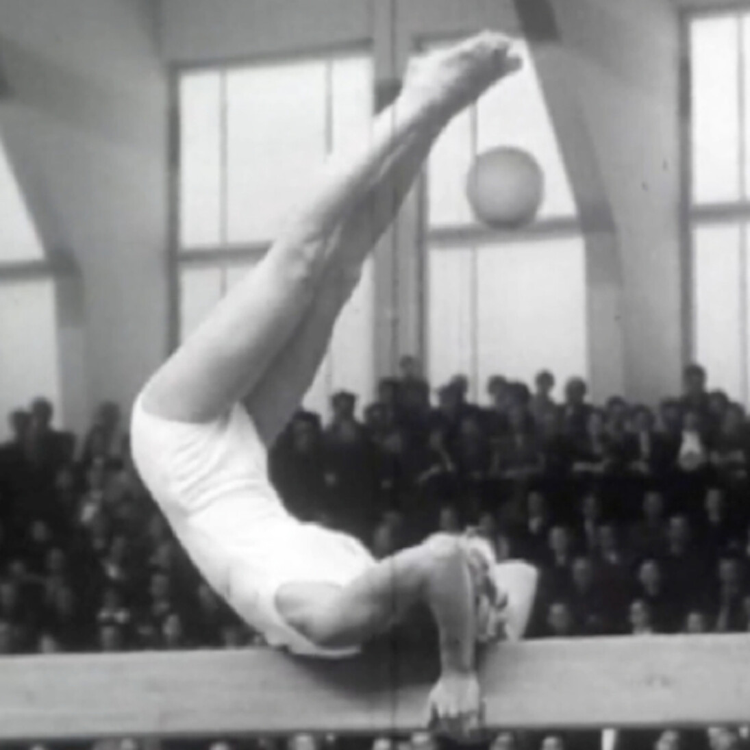 Anja Olofgörs, Repetition of Acts, Video, 2.12 min loop, 2017.
