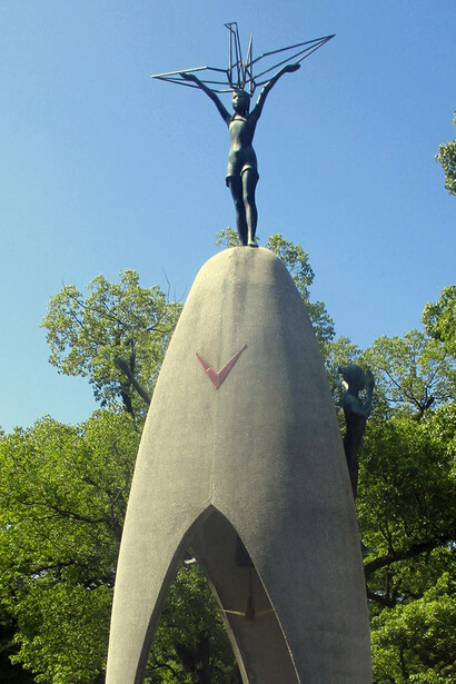 Monumento a la Paz de los Niños en el Parque de la Paz de Hiroshima, Japón