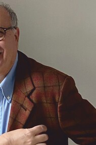 Romano Mastrella fotografato nel 2024